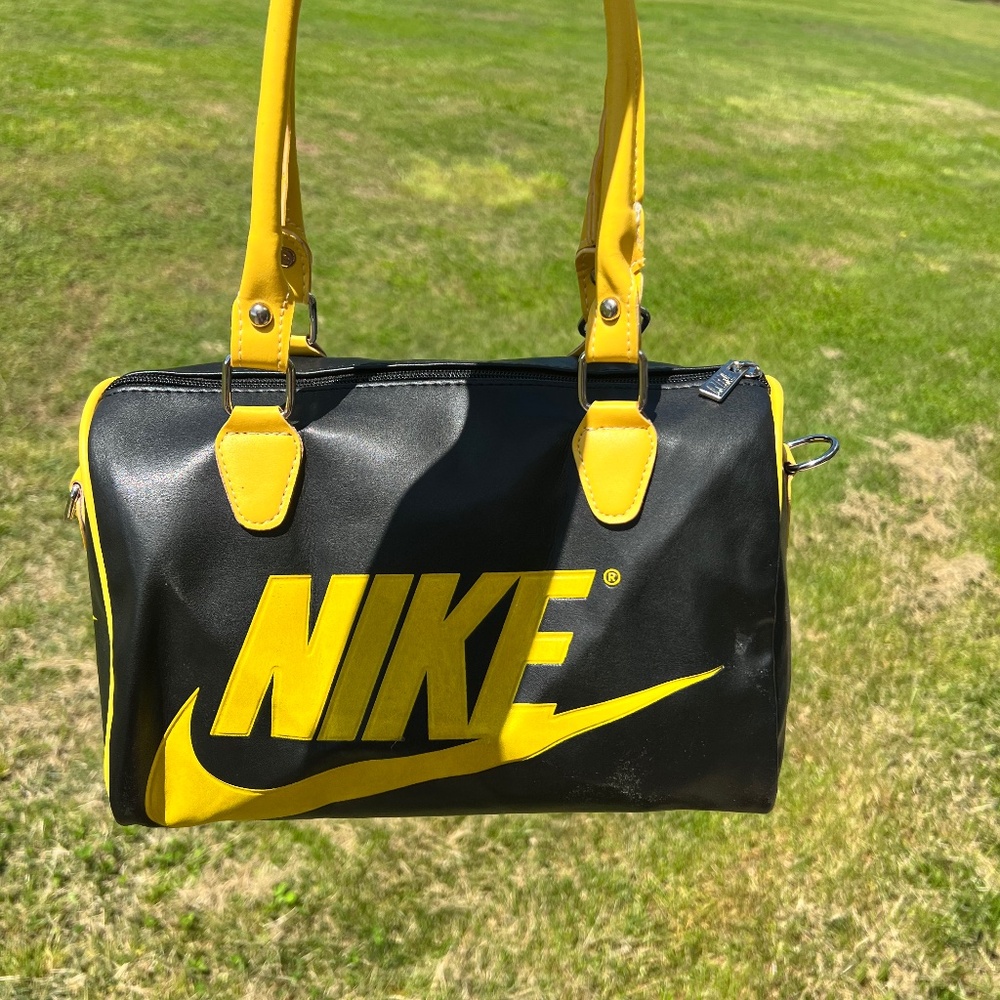 Nike bowling bag
